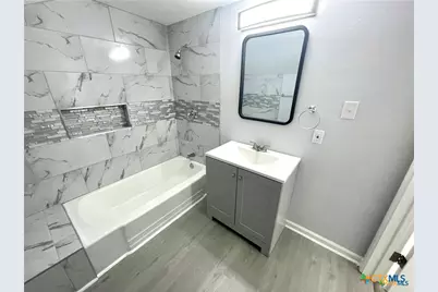 743 E 13th Avenue, Belton, TX 76513 - Photo 3
