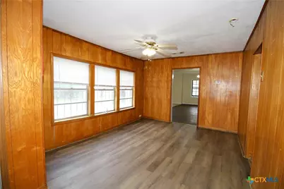 1208 N College Street, Killeen, TX 76541 - Photo 15