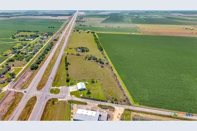 7794 US Highway 87, Victoria, TX 77905 - Photo 3