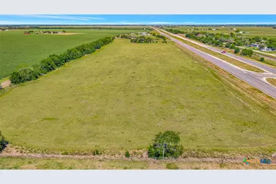 7794 US Highway 87, Victoria, TX 77905 - Photo 11