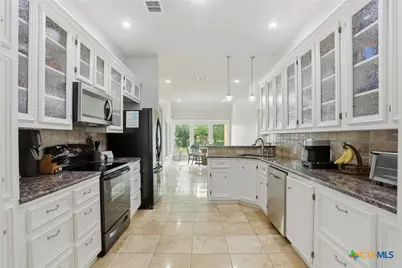 110 Regent Pass, New Braunfels, TX 78132 - Photo 15