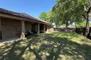 5504 Eldie Ct, Killeen, TX 76543 - Photo 13