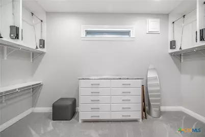 104 Trinity Street, Yoakum, TX 77995 - Photo 21