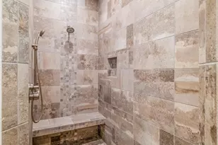 104 Trinity St, Yoakum, TX 77995 - Photo 25