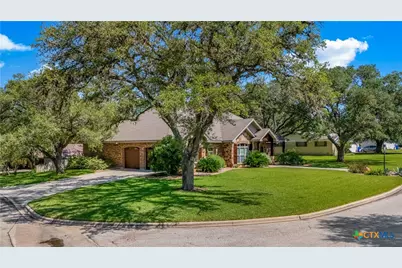 104 Trinity Street, Yoakum, TX 77995 - Photo 45