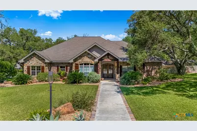 104 Trinity Street, Yoakum, TX 77995 - Photo 1