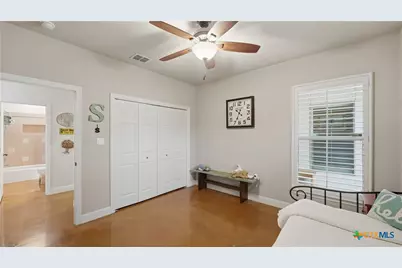 808 Elmwood Cove, New Braunfels, TX 78130 - Photo 5