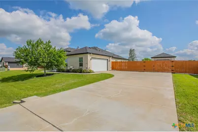 8325 Tesoro Drive, Temple, TX 76504 - Photo 3