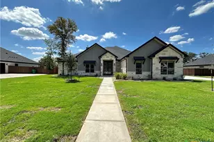 418 Dos Rios, Belton, TX 76513 - Photo 1