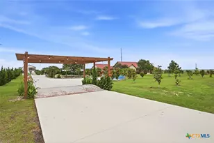 8293 Boenig Rd, Seguin, TX 78155 - Photo 33