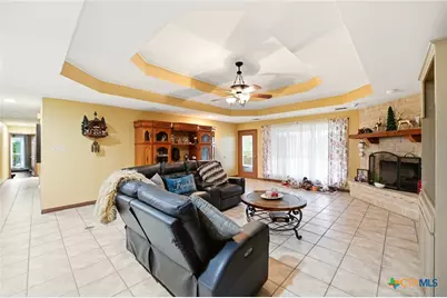8293 Boenig Road, Seguin, TX 78155 - Photo 7