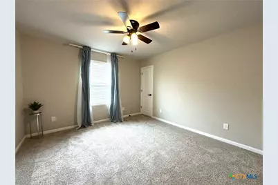 2700 La Mundial Street, Seguin, TX 78155 - Photo 9
