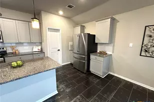 2700 La Mundial St, Seguin, TX 78155 - Photo 7