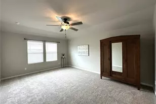 2700 La Mundial St, Seguin, TX 78155 - Photo 15