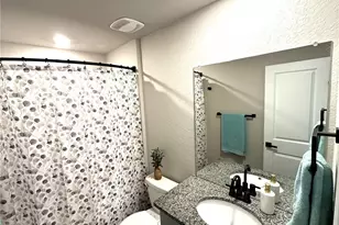 2700 La Mundial St, Seguin, TX 78155 - Photo 17