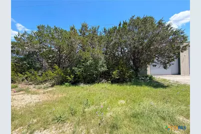 560 Hummingbird Hill, Canyon Lake, TX 78133 - Photo 3