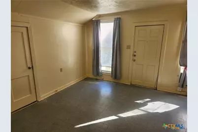 1205 S 17th Street, Temple, TX 76504 - Photo 5