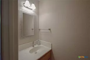 2001 Hannahawk Cir, Harker Heights, TX 76548 - Photo 11