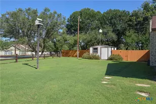 2001 Hannahawk Cir, Harker Heights, TX 76548 - Photo 27