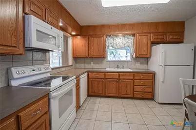 2001 Hannahawk Circle, Harker Heights, TX 76548 - Photo 7