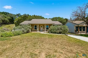 1427 Bonnyview Dr, Canyon Lake, TX 78133 - Photo 1