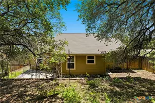1427 Bonnyview Dr, Canyon Lake, TX 78133 - Photo 27
