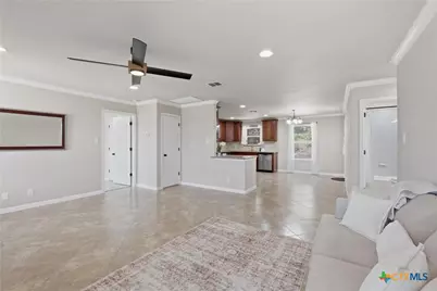 1427 Bonnyview Dr, Canyon Lake, TX 78133 - Photo 9