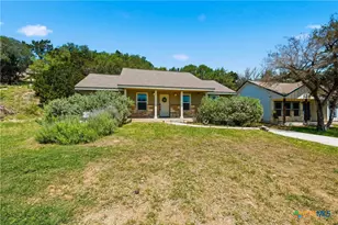 1427 Bonnyview Dr, Canyon Lake, TX 78133 - Photo 3