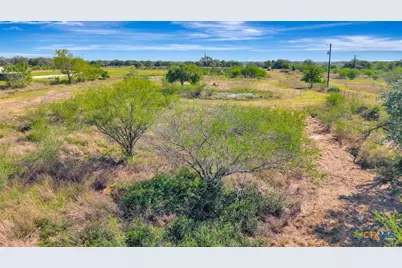 7946 Lower Mission Valley Road, Victoria, TX 77905 - Photo 5