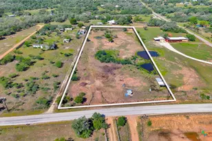 7946 Lower Mission Valley Rd, Victoria, TX 77905 - Photo 1