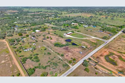 7946 Lower Mission Valley Road, Victoria, TX 77905 - Photo 7