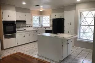 1175 Canyon Dr, New Braunfels, TX 78130 - Photo 11