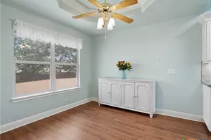 2147 N Ranch Estates Blvd, New Braunfels, TX 78130 - Photo 7
