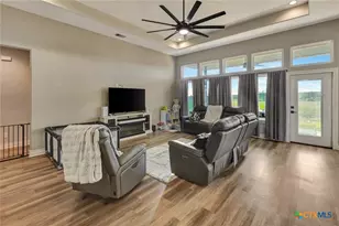 220 Whitetail Ln, Victoria, TX 77905 - Photo 3