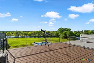 356 Bold Springs Ct, West, TX 76691 - Photo 9