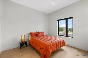 356 Bold Springs Ct, West, TX 76691 - Photo 21