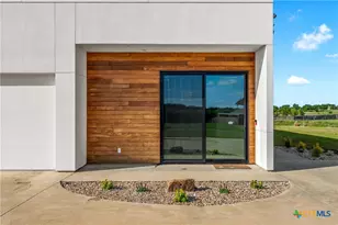 356 Bold Springs Ct, West, TX 76691 - Photo 13