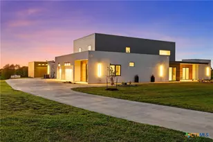 356 Bold Springs Ct, West, TX 76691 - Photo 3