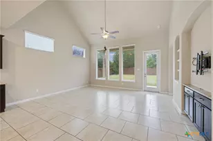 1226 Hidden Cave Dr, New Braunfels, TX 78132 - Photo 5