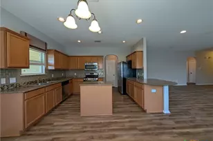 2937 Post Oak Cir, New Braunfels, TX 78130 - Photo 13