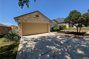 2937 Post Oak Cir, New Braunfels, TX 78130 - Photo 5