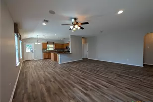 2937 Post Oak Cir, New Braunfels, TX 78130 - Photo 11
