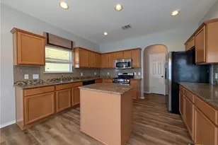 2937 Post Oak Cir, New Braunfels, TX 78130 - Photo 15