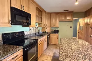 1195 Gay Meadow Ln, Goliad, TX 77963 - Photo 7