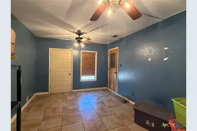 1195 Gay Meadow Lane, Goliad, TX 77963 - Photo 11