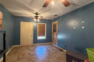 1195 Gay Meadow Ln, Goliad, TX 77963 - Photo 11
