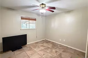 1195 Gay Meadow Ln, Goliad, TX 77963 - Photo 13