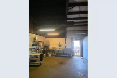 314 & 304 W Broadway Avenue, Seadrift, TX 77983 - Photo 17