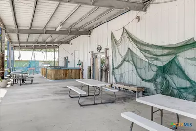 314 & 304 W Broadway Avenue, Seadrift, TX 77983 - Photo 15