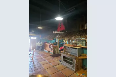 314 & 304 W Broadway Avenue, Seadrift, TX 77983 - Photo 15